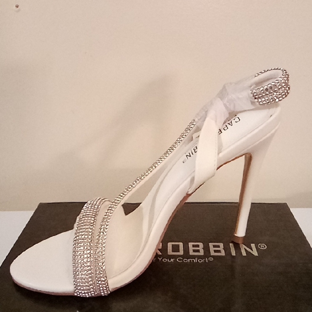 Cape Robbin Silver and White Strappy Heels - Picture 3 of 4